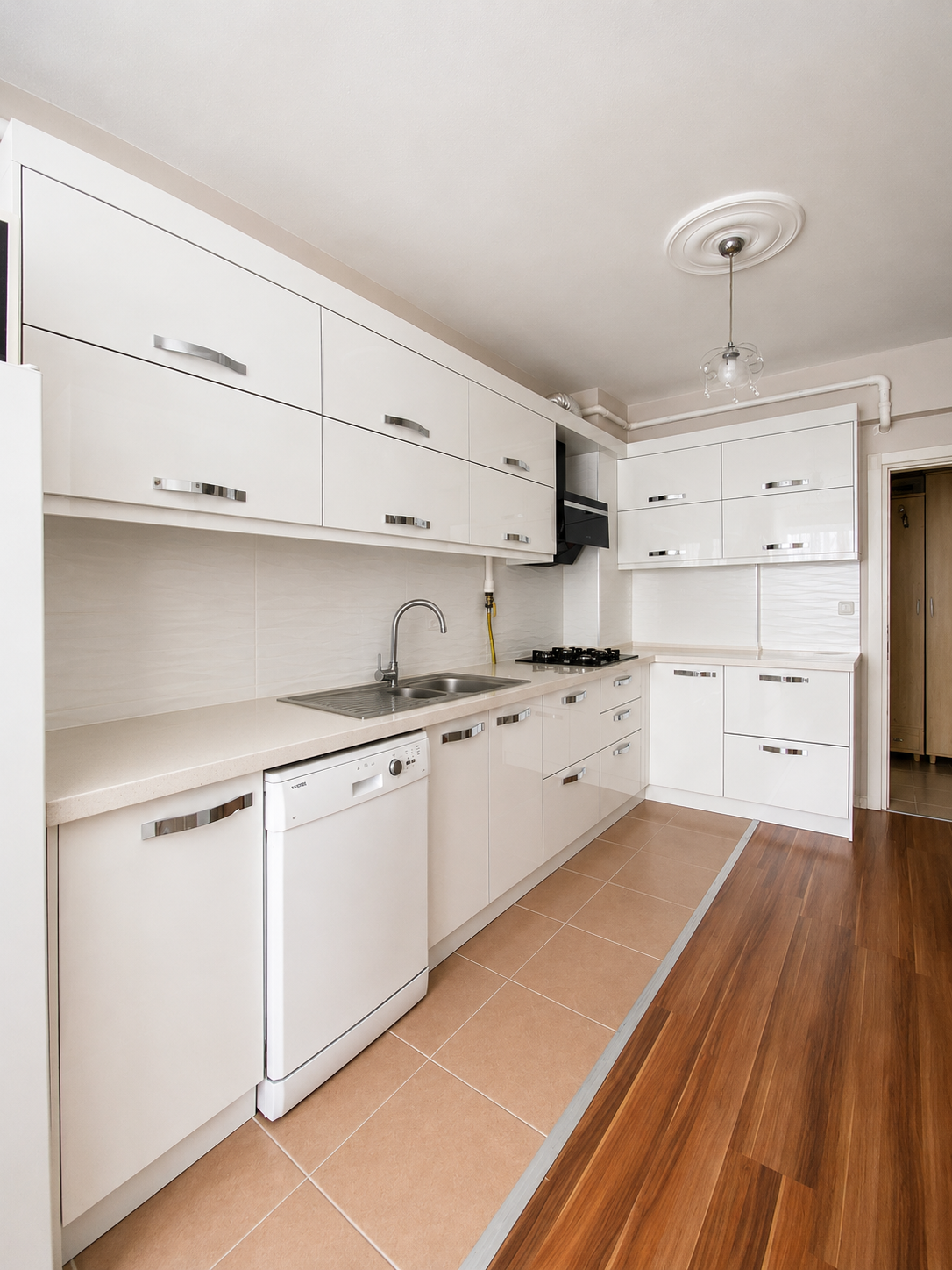 MABEL'DEN KALE MAHALLESİ  3+1 SATILIK DAİRE
